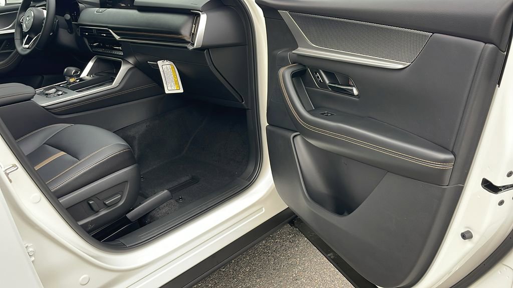 New 2026 MAZDA CX-90 Plug-In Hybrid w/ Premium Plus image 35