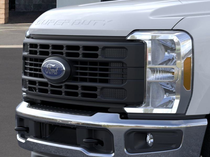 New 2026 Ford F250 XL w/ XL Chrome Package RWD image 17