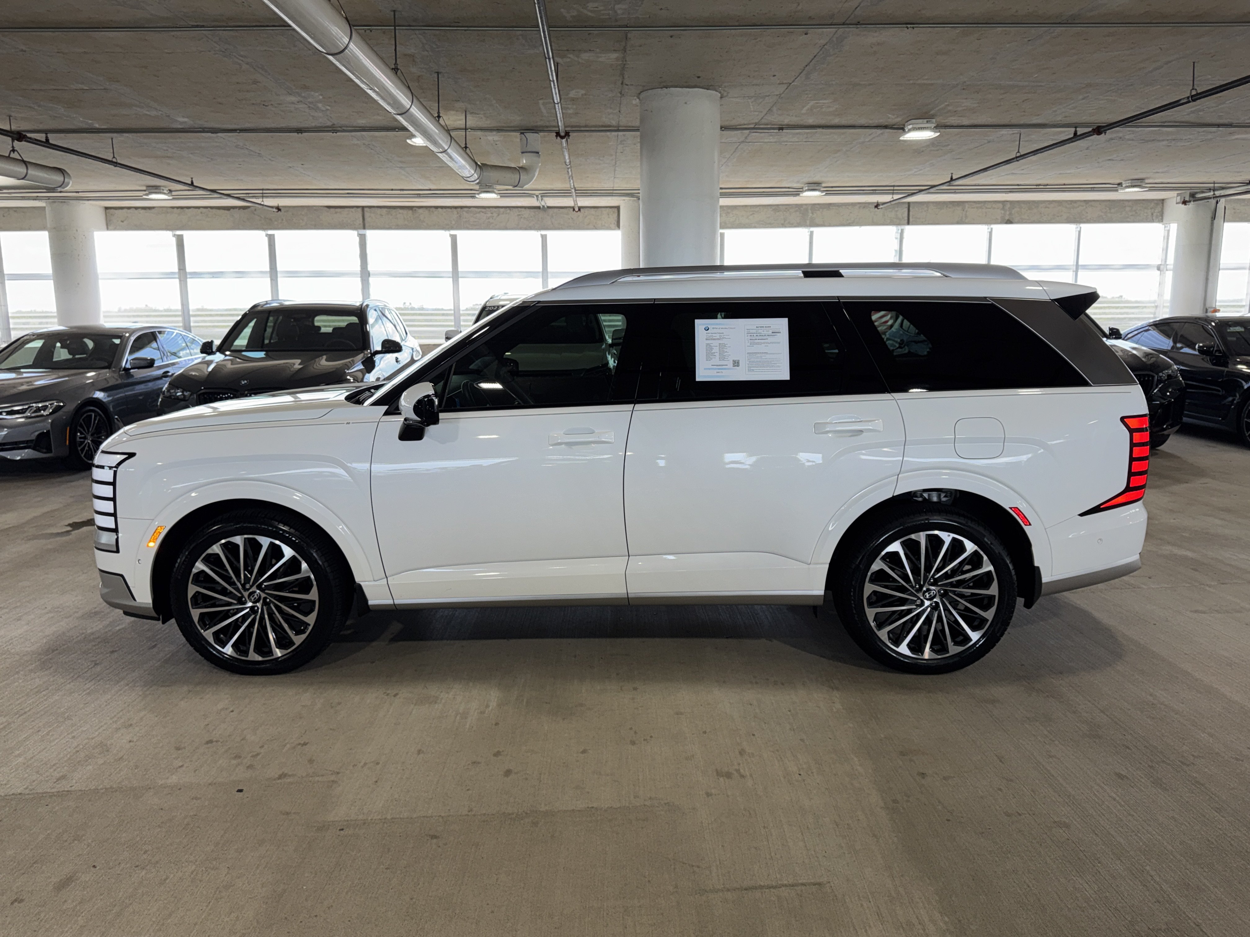Used 2026 Hyundai Palisade Calligraphy FWD image 5