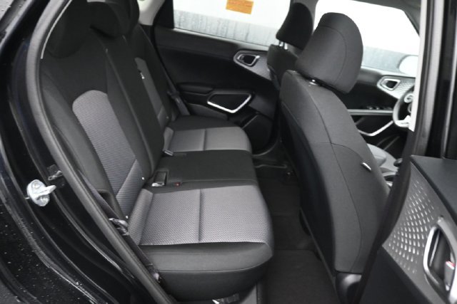 Used 2022 Kia Soul LX FWD image 7