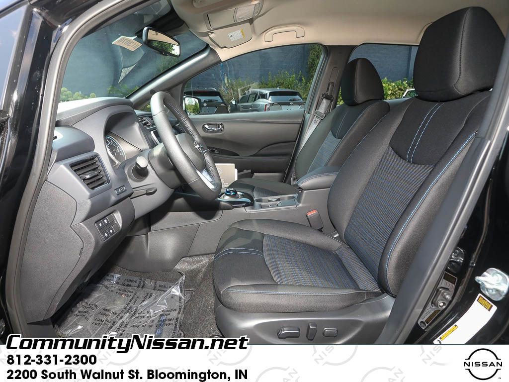 New 2025 Nissan Leaf SV Plus image 10
