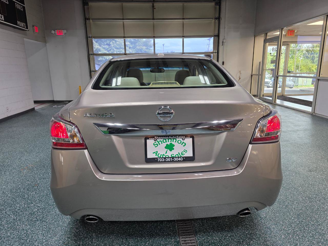 Used 2014 Nissan Altima 2.5 SV w/ Convenience Package FWD image 8