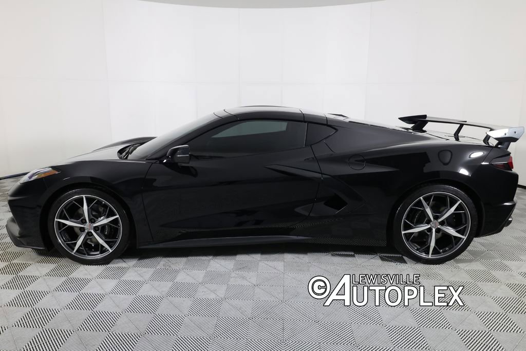 Used 2023 Chevrolet Corvette Stingray w/ Stealth Interior Trim Package image 8