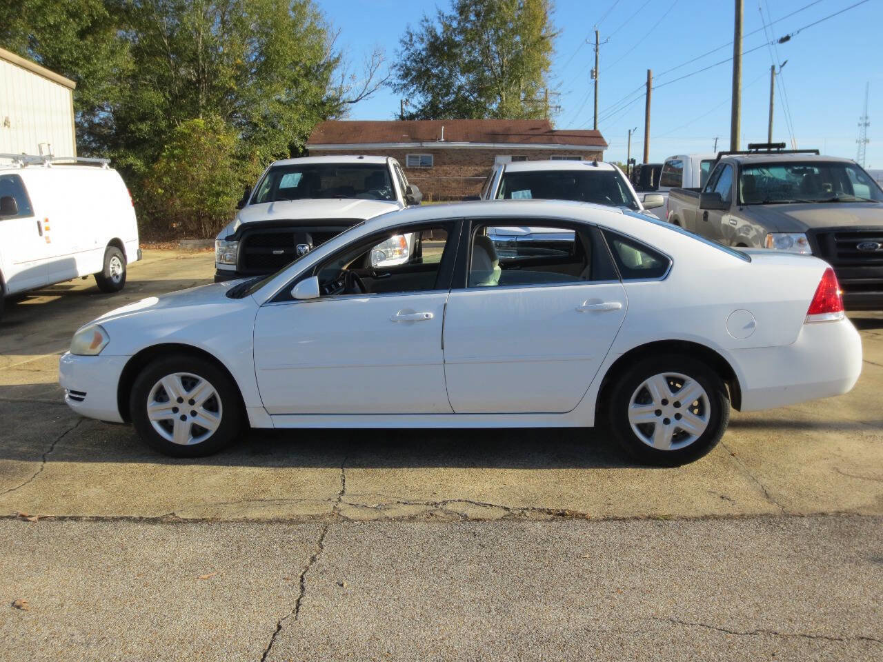 Used 2011 Chevrolet Impala LS Fleet 4dr Sedan w/1FL image 1
