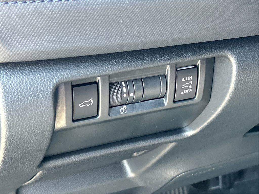 Certified 2025 Subaru Forester Premium image 38