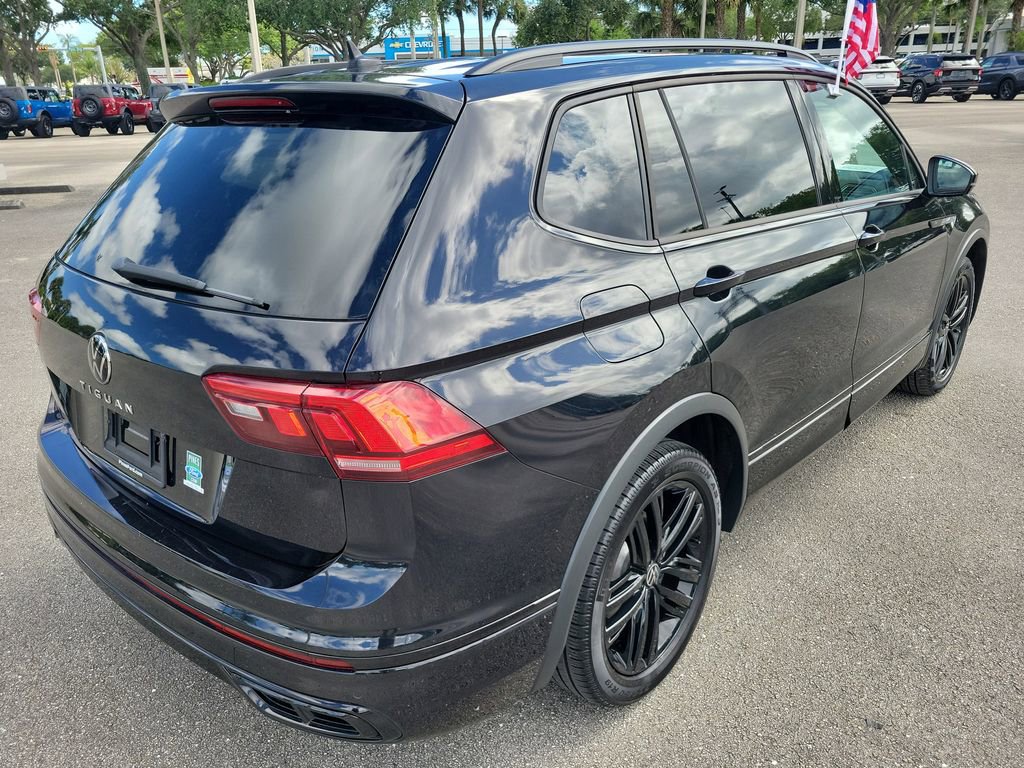 Used 2022 Volkswagen Tiguan SE R-Line image 5