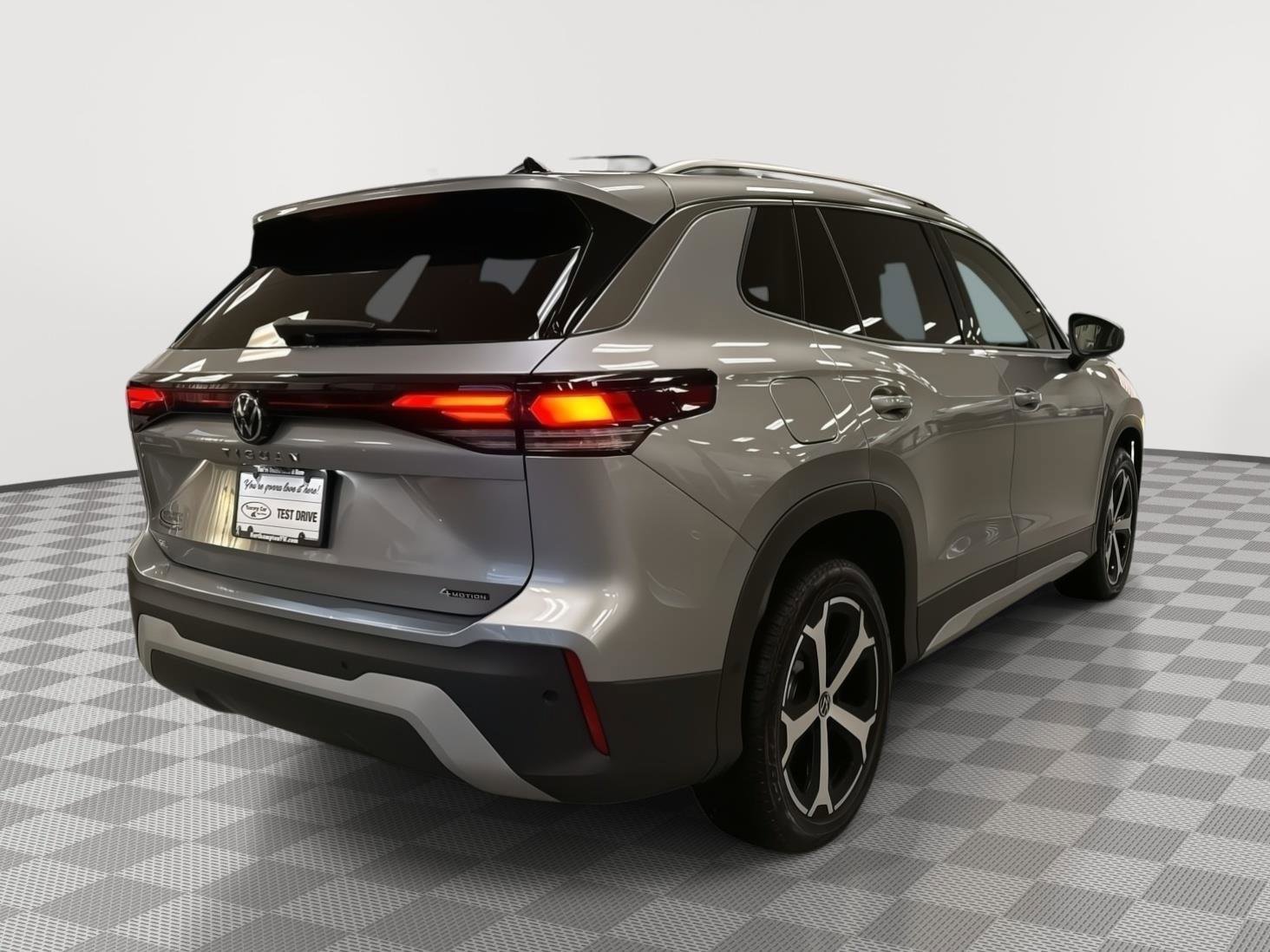 New 2026 Volkswagen Tiguan SE AWD/4WD image 5