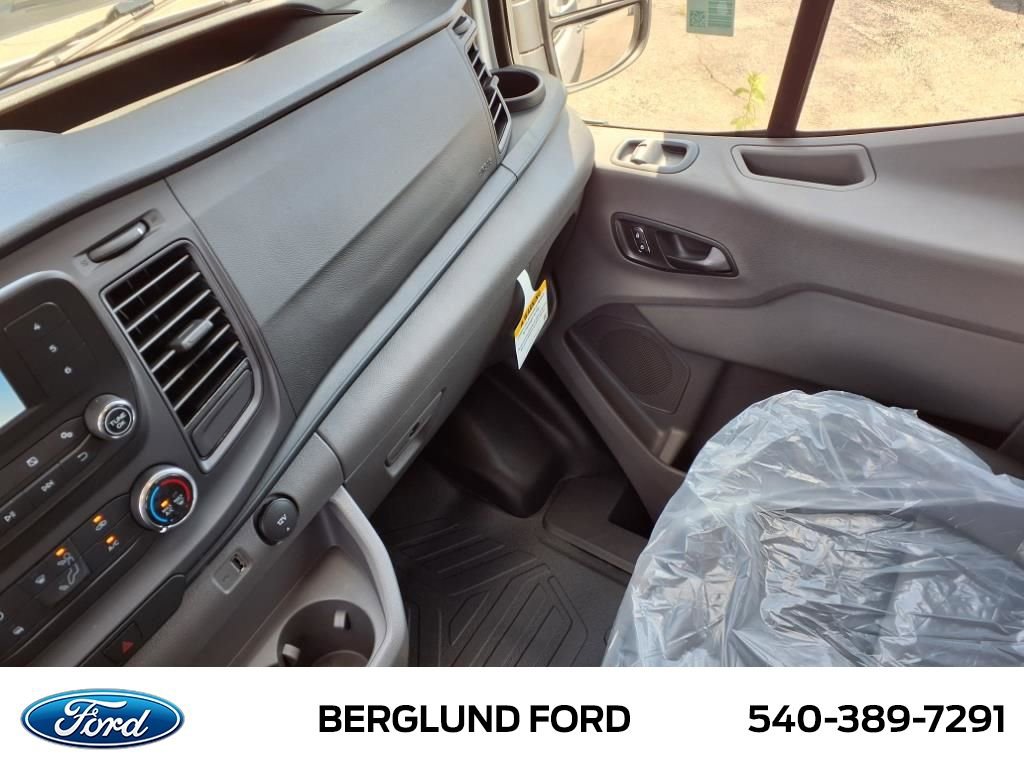 New 2025 Ford Transit 250 Low Roof w/ Load Area Protection Package RWD image 19