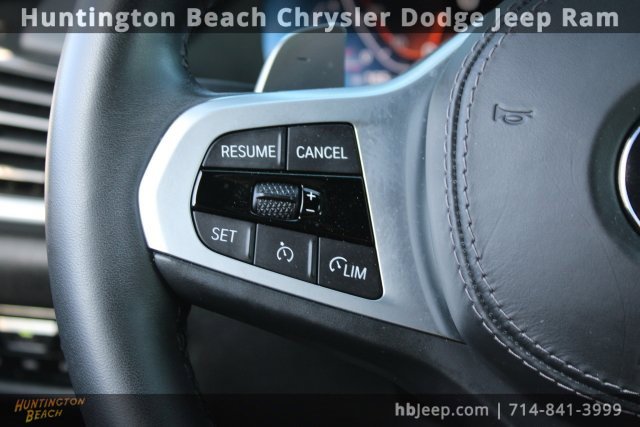 Used 2022 BMW X6 xDrive40i w/ M Sport Package image 16