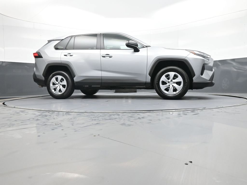 Certified 2025 Toyota RAV4 LE image 28