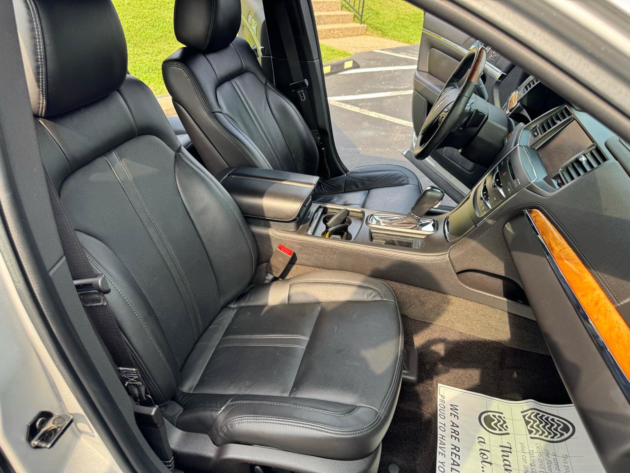 Used 2014 Lincoln MKS FWD image 28