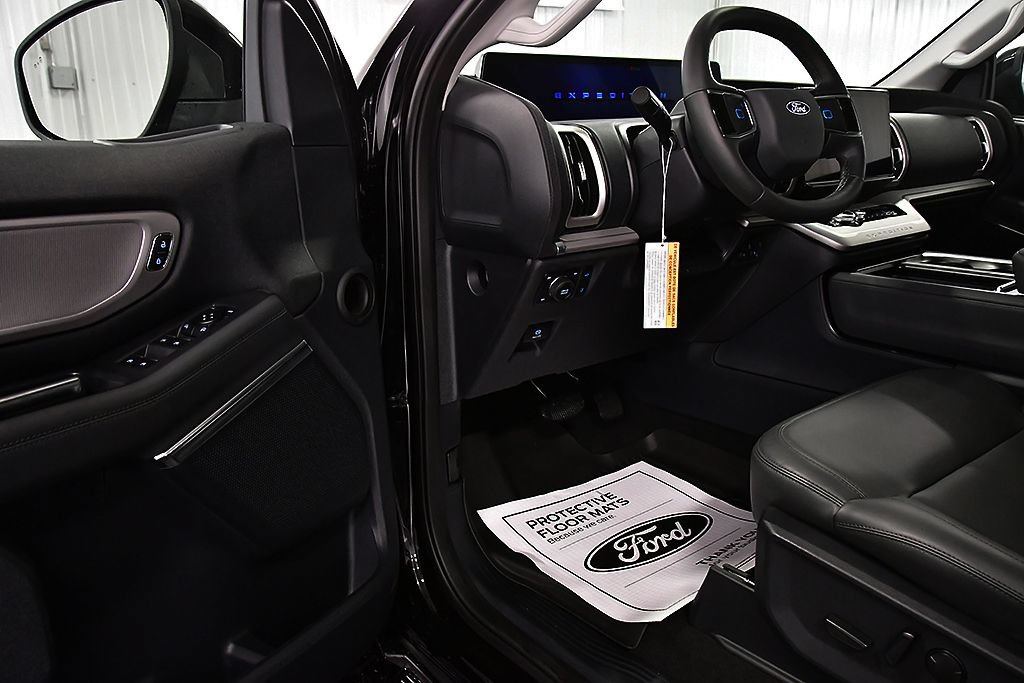 New 2027 Ford Expedition Max Active AWD/4WD image 14
