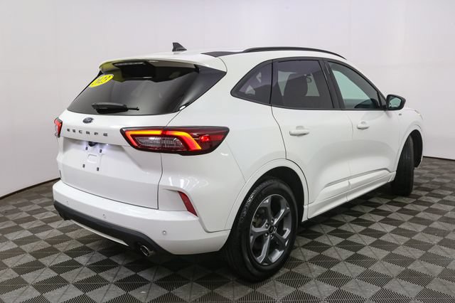 Used 2023 Ford Escape ST-Line w/ Tech Pack #1 FWD image 12