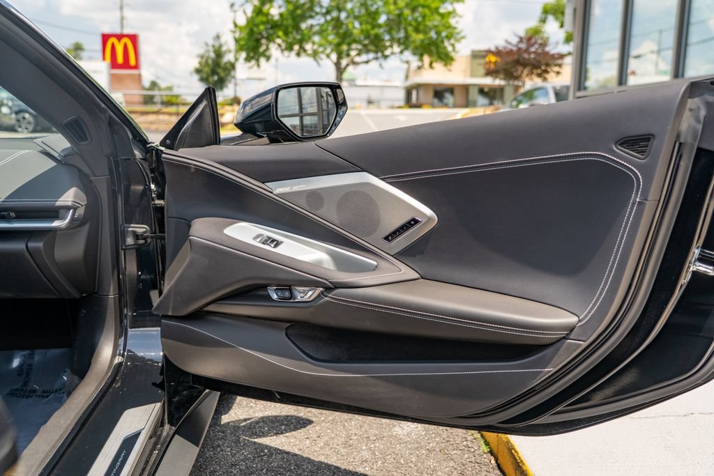 Used 2024 Chevrolet Corvette Stingray Preferred Cpe w/ Z51 Performance Package RWD image 20
