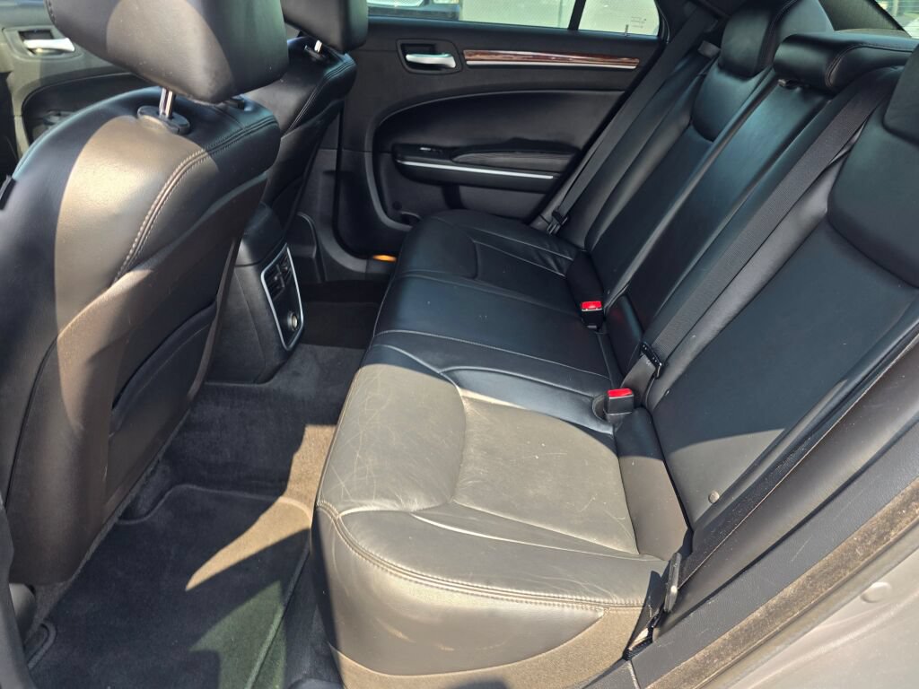 Used 2013 Chrysler 300 Touring w/ Driver Convenience Group RWD image 16