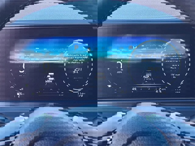 Used 2024 Kia Seltos EX image 11