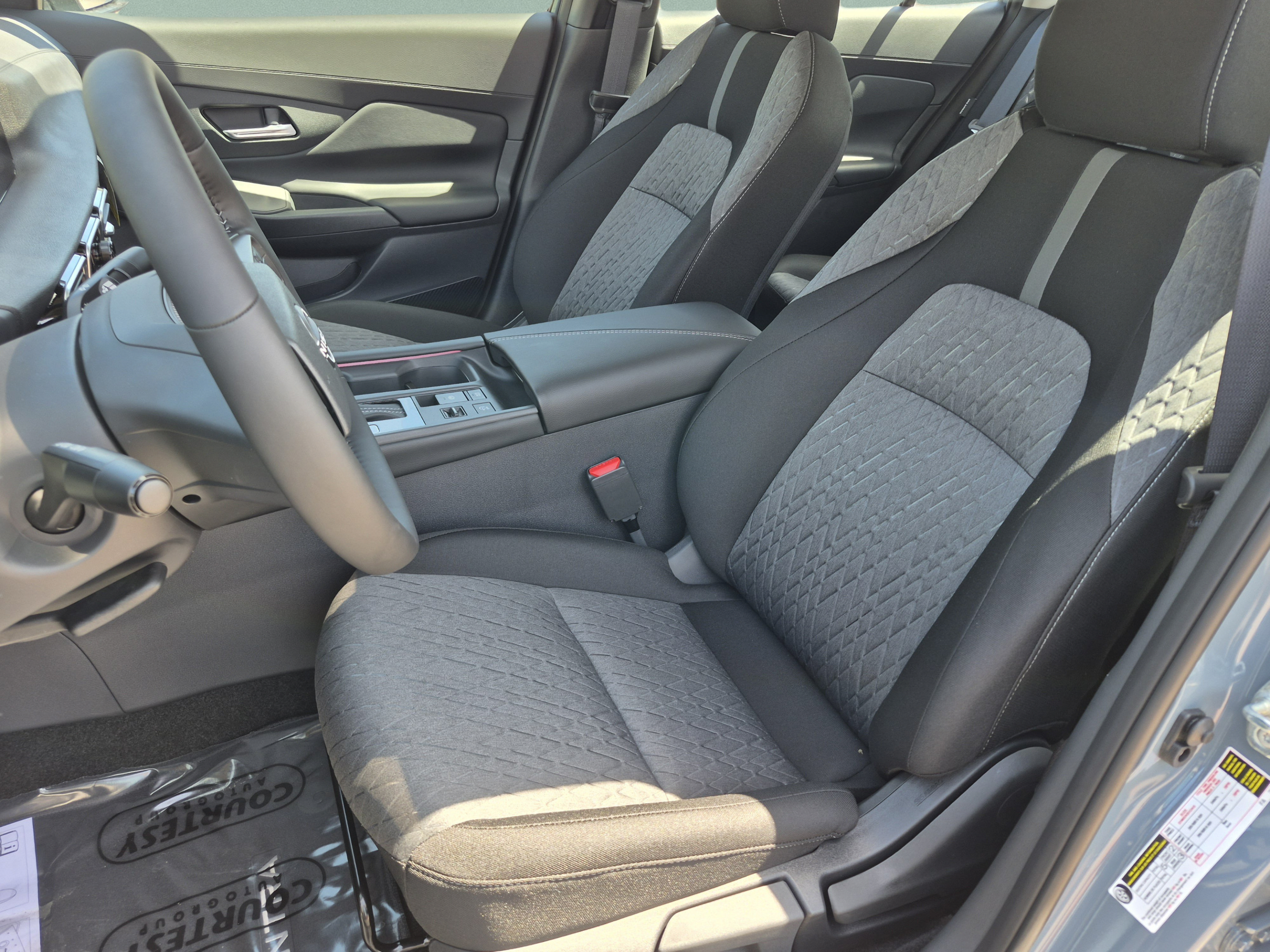 New 2026 Nissan Sentra SV w/ SV Convenience Package FWD image 19