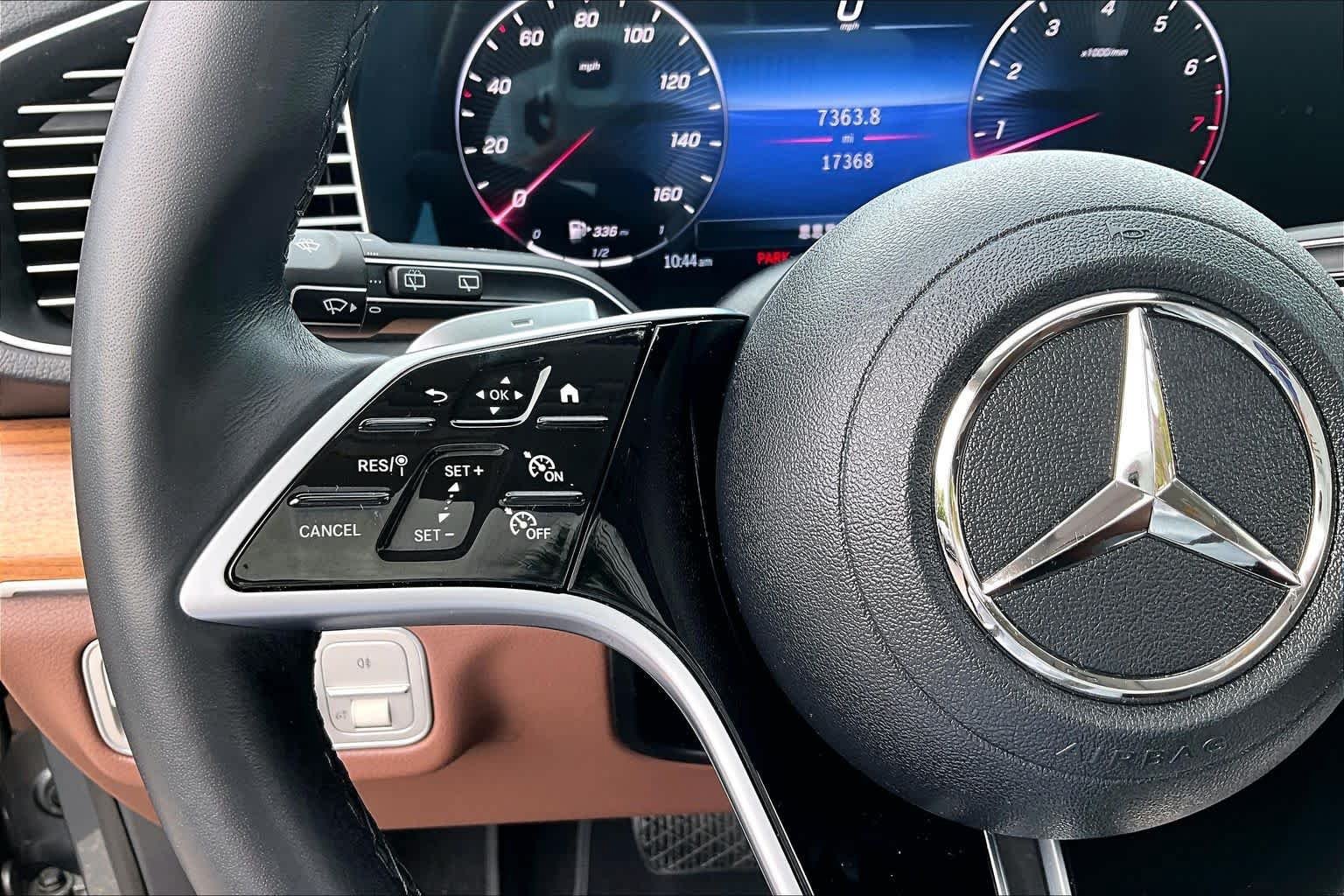 Used 2024 Mercedes-Benz GLE 350 4MATIC image 24