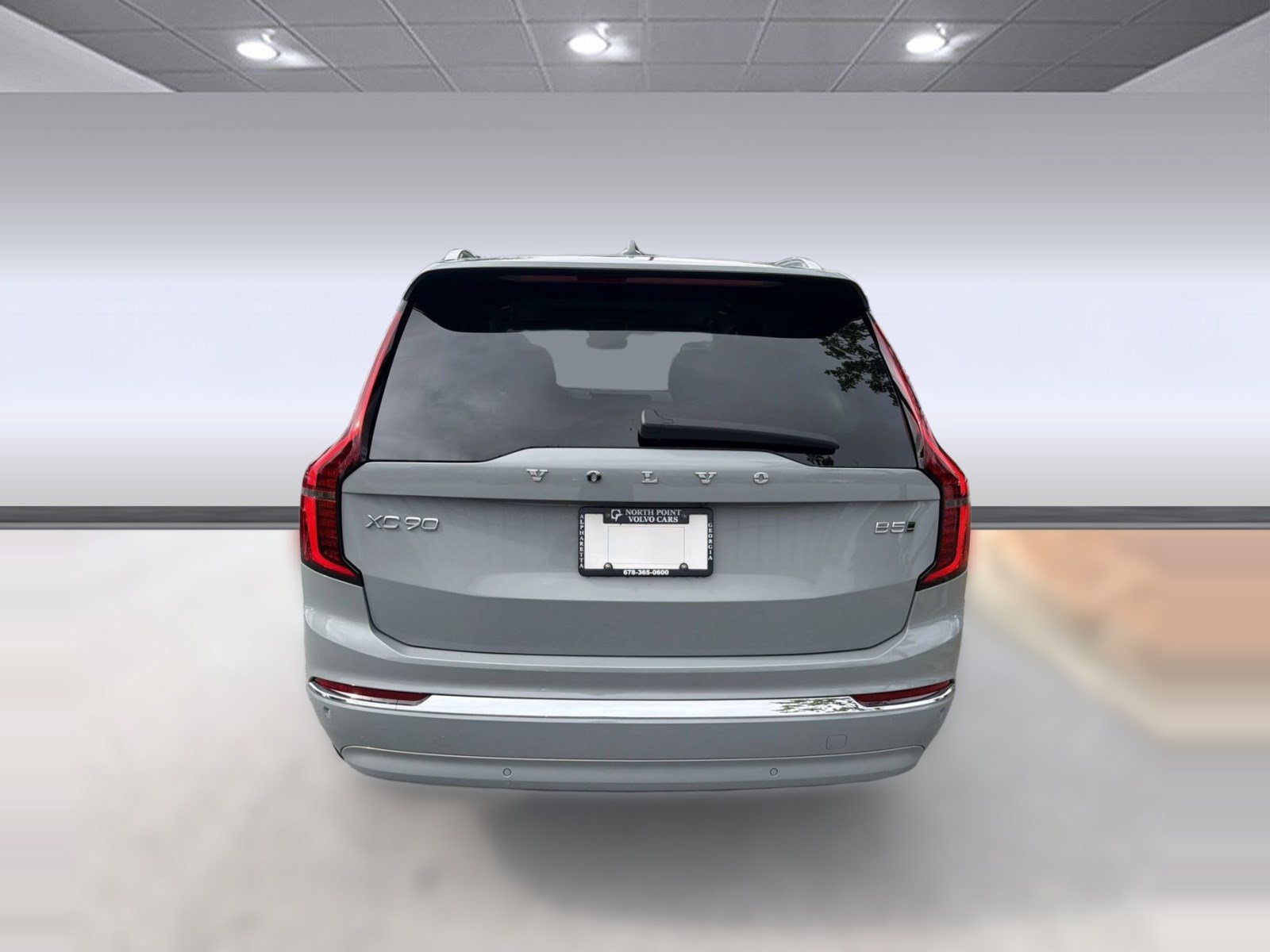 Certified 2025 Volvo XC90 B5 Plus AWD/4WD image 10