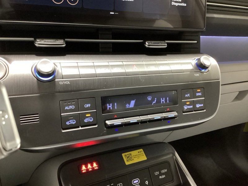 New 2026 Hyundai Kona SEL Premium image 30