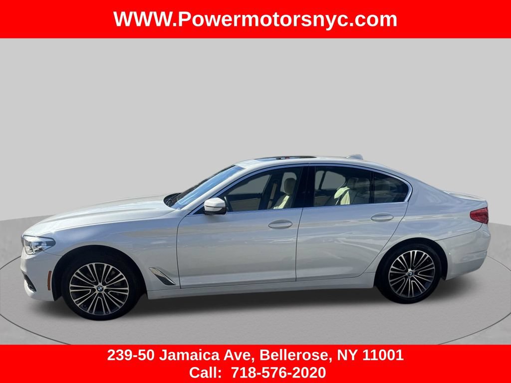 Used 2020 BMW 530i xDrive w/ Convenience Package AWD/4WD image 2