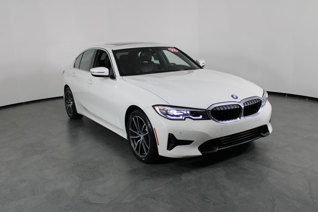 Used 2022 BMW 330i Sedan image 4