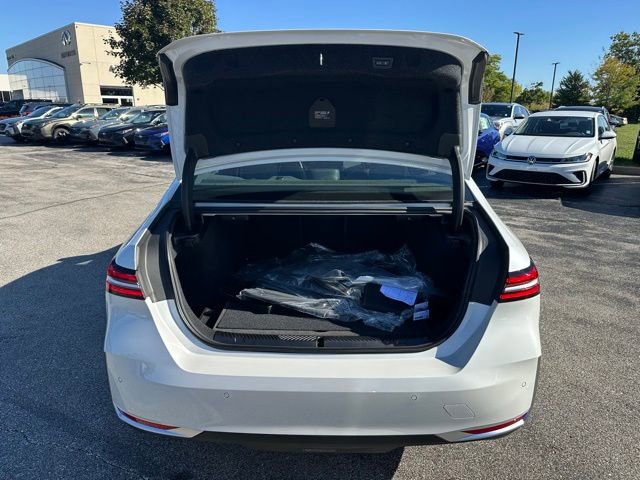 New 2026 BMW 530i xDrive w/ Premium Package image 11