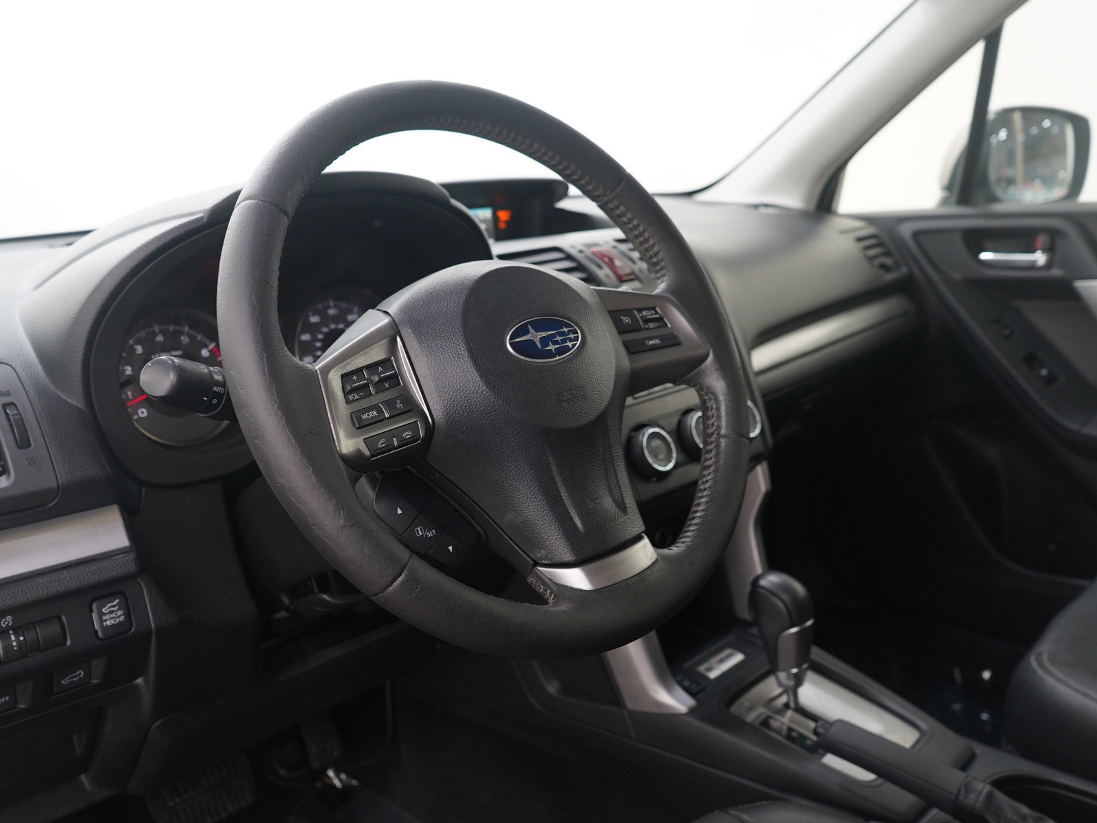 Used 2015 Subaru Forester 2.5i Limited image 25