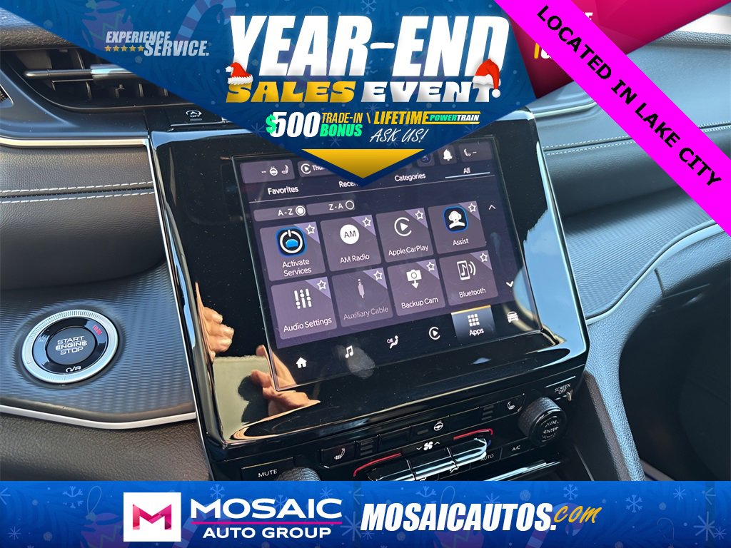 Used 2024 Jeep Grand Cherokee Altitude image 33