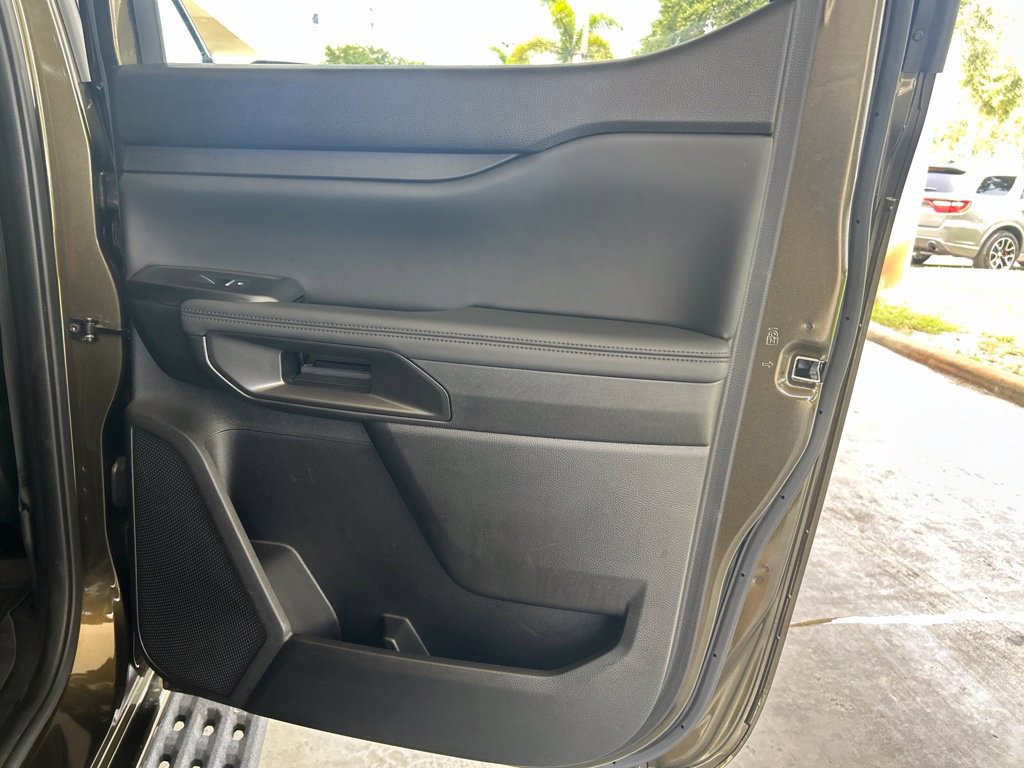 Used 2025 Ford Ranger Raptor AWD/4WD image 32