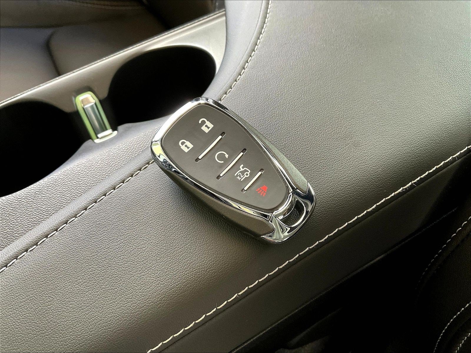 Used 2019 Chevrolet Camaro SS RWD image 33