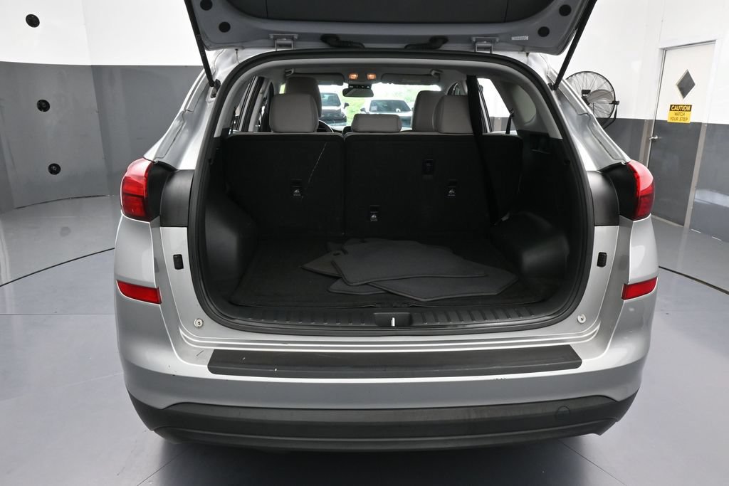 Used 2020 Hyundai Tucson SE FWD image 34