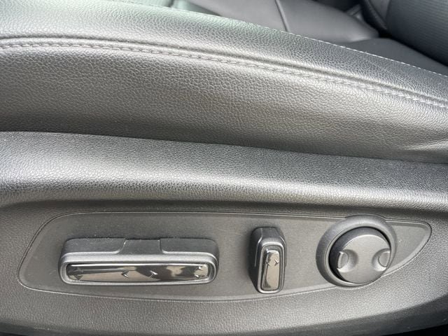 Used 2025 Honda CR-V EX-L image 25