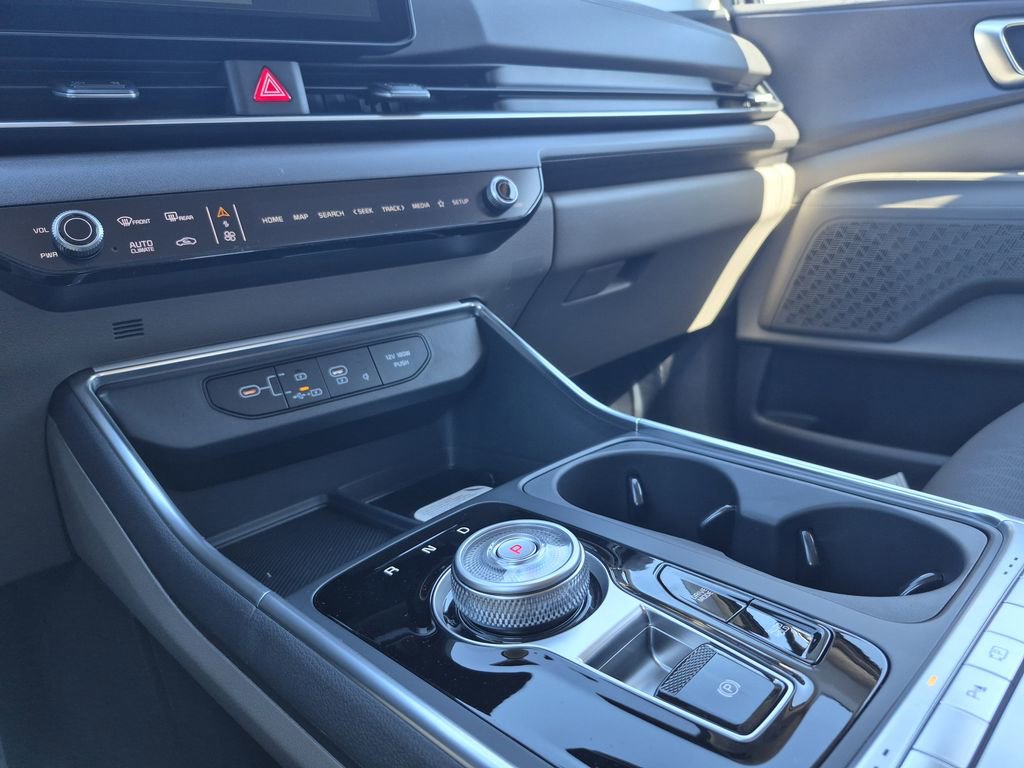 New 2026 Kia Carnival SX image 9