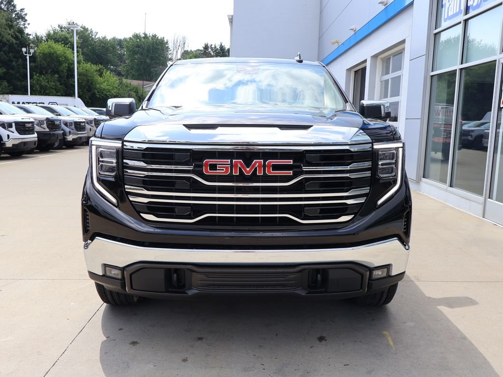New 2026 GMC Sierra 1500 SLT w/ SLT Premium Package AWD/4WD image 5