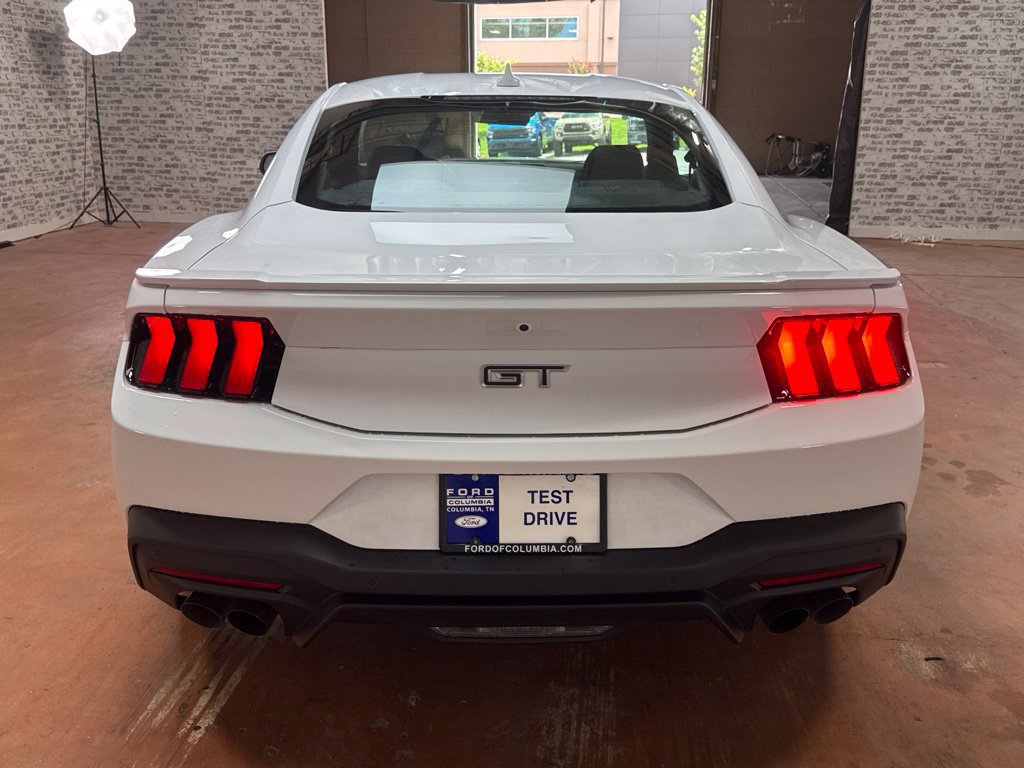 Used 2025 Ford Mustang GT Premium RWD image 6