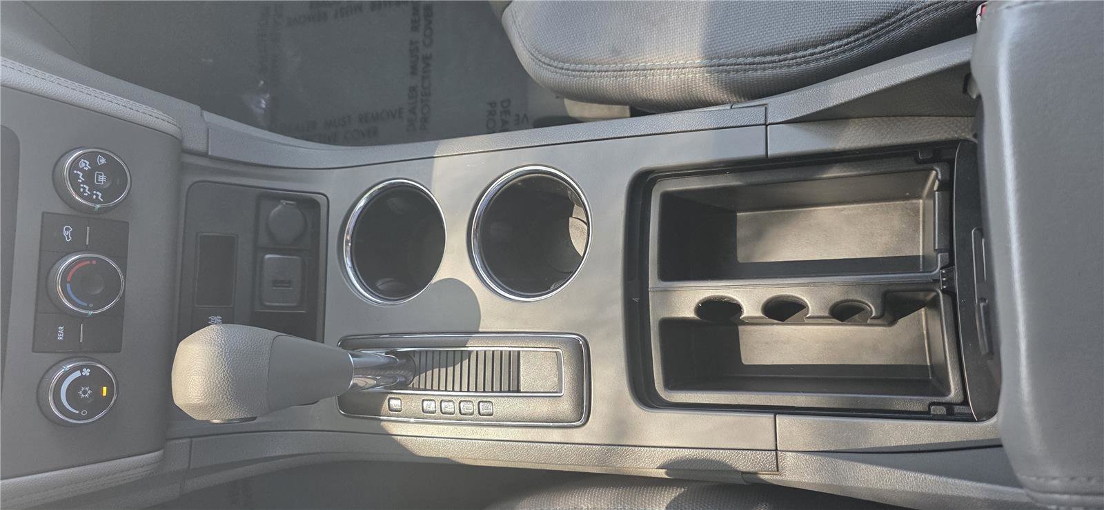 Used 2015 Chevrolet Traverse LS FWD image 17