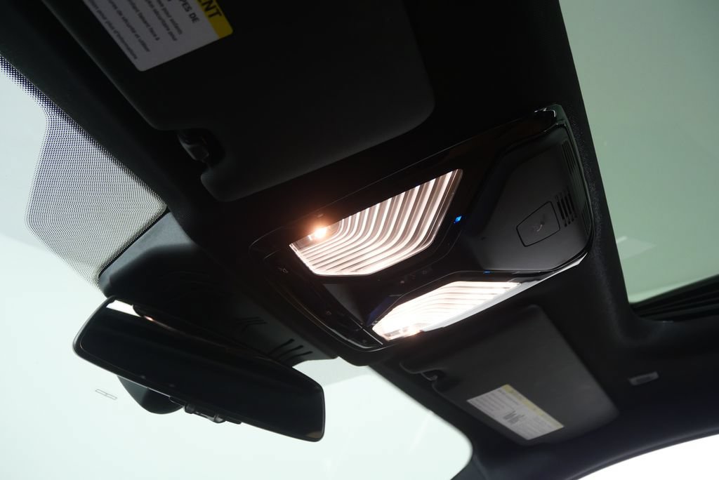 Used 2023 BMW i4 eDrive35 RWD image 21