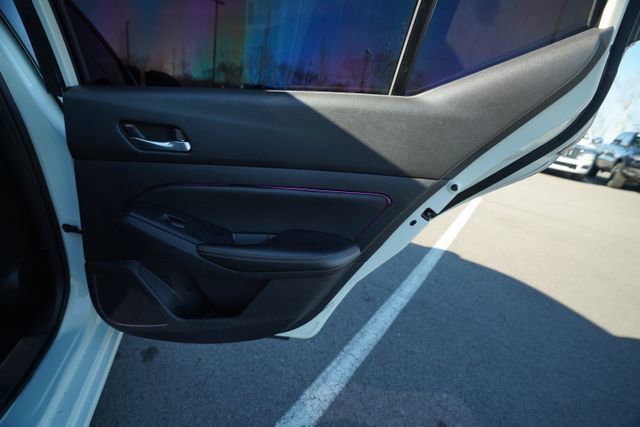 Used 2019 Nissan Altima 2.5 SR w/ SR Premium Package image 24