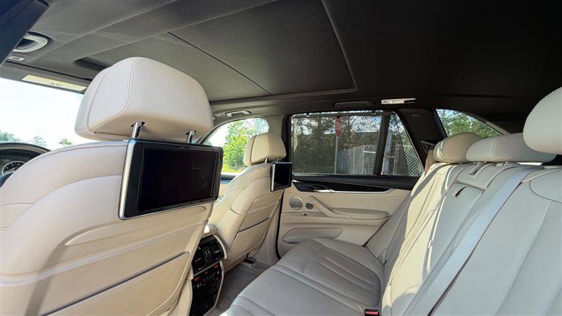 Used 2014 BMW X5 xDrive50i AWD/4WD image 17