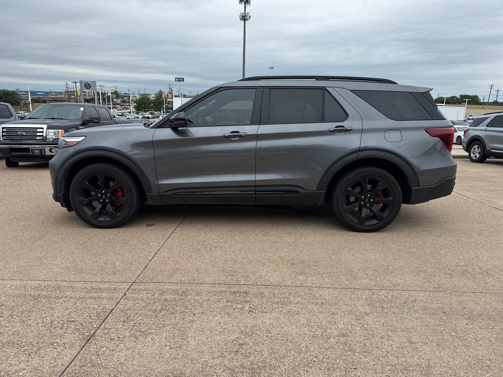 Used 2021 Ford Explorer ST w/ Equipment Group 401A AWD/4WD image 4