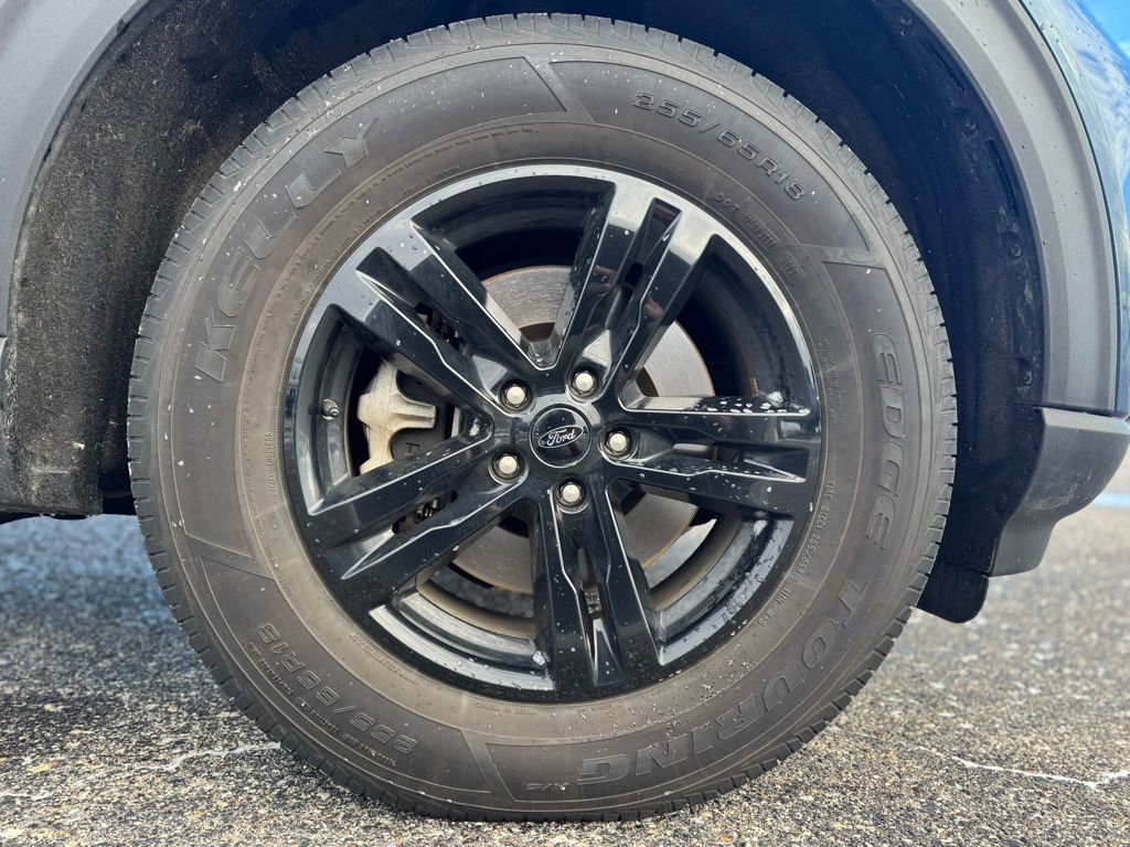 Used 2020 Ford Explorer XLT w/ Equipment Group 202A image 10