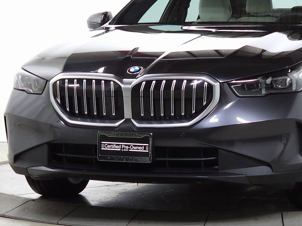 Certified 2025 BMW 530i xDrive image 3