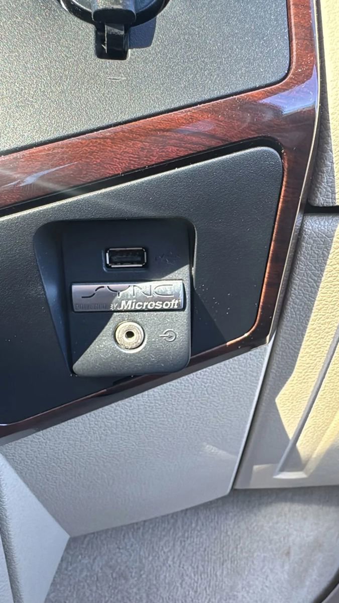 Used 2009 Ford F250 FX4 AWD/4WD image 46
