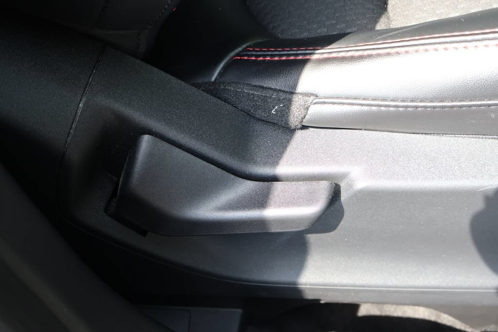 Used 2024 Ford Escape ST-Line w/ Tech Pack #1 AWD/4WD image 41