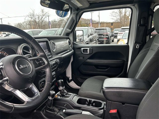 Used 2018 Jeep Wrangler Unlimited Sahara image 21