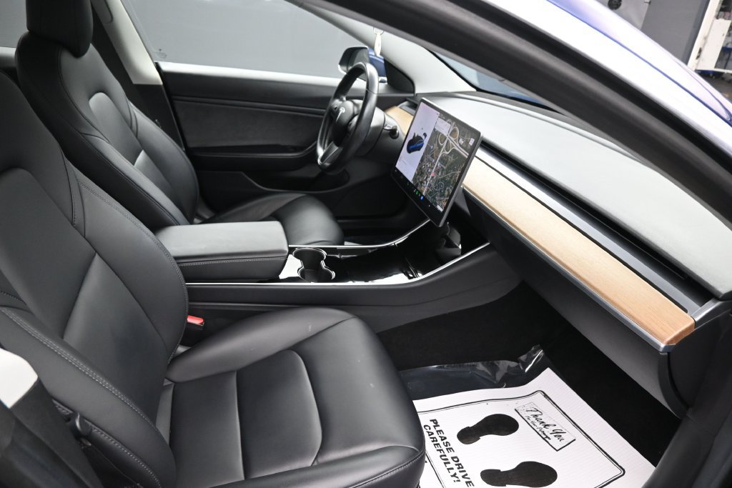 Used 2018 Tesla Model 3 Long Range AWD/4WD image 30