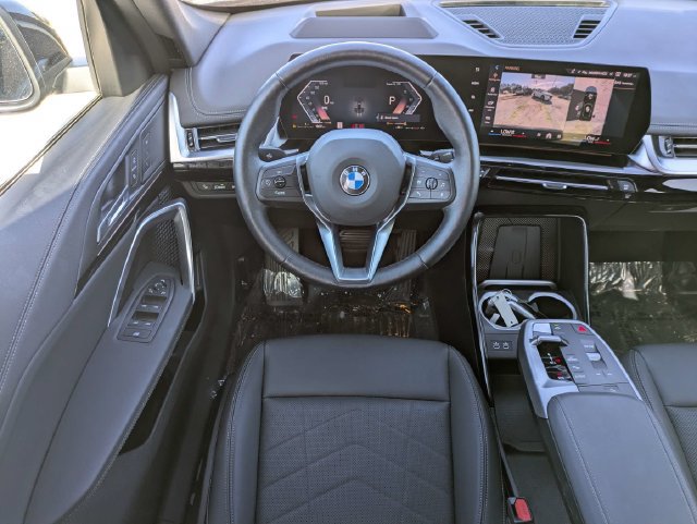 Used 2025 BMW X1 xDrive28i w/ Technology Package AWD/4WD image 16