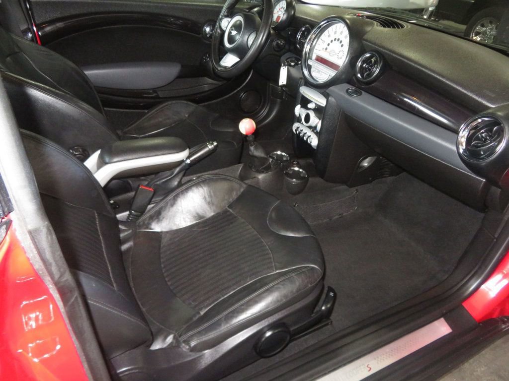 Used 2009 MINI Cooper S FWD image 27