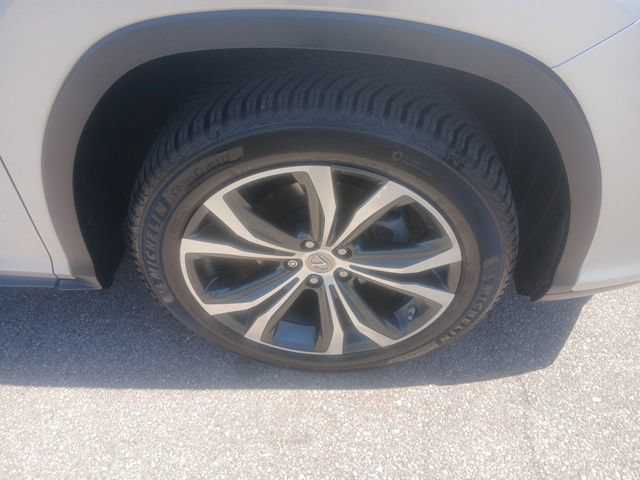 Used 2016 Lexus RX 450h AWD w/ Cold Weather Package image 6